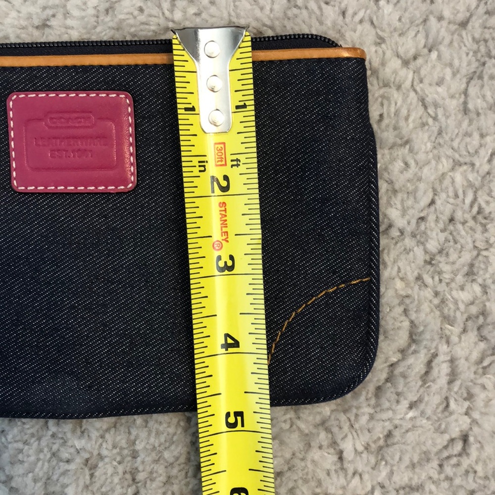 COACH Wristlet - Picture 6 of 6